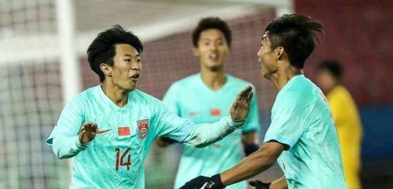 包含最新战报：亚洲杯豪取连胜，冠军在望的词条