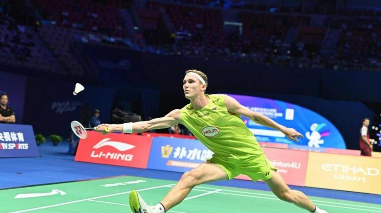 开云体育官网-日本队轻取马来西亚队，安赛龙点燃赛场的简单介绍