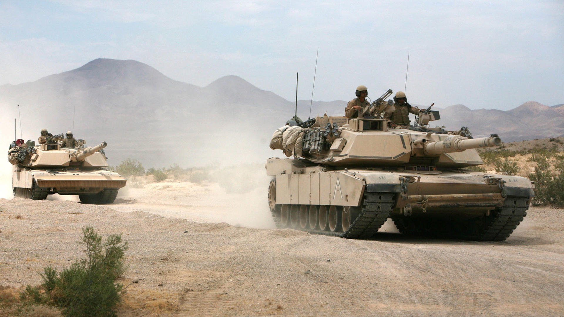 开云体育APP下载-恩比德交出‘教科书式’全能答卷，76人主场轻取太阳