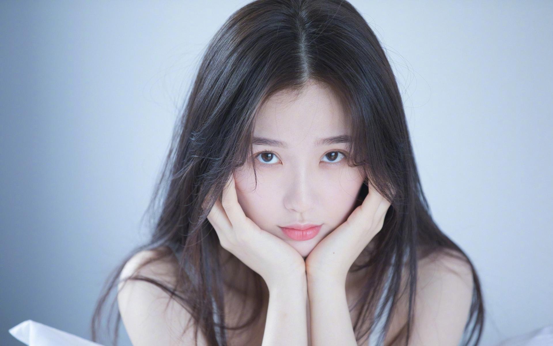 橙衣军团神话陨落，威尔士钢铁防线强行终结荷兰，梅西替补登场一剑封喉成关键先生