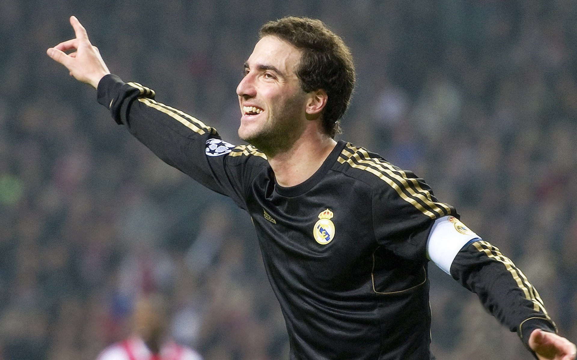 西甲国家德比之夜，边缘人的审判日，当福登用一堂战术课击碎巴萨的骄傲