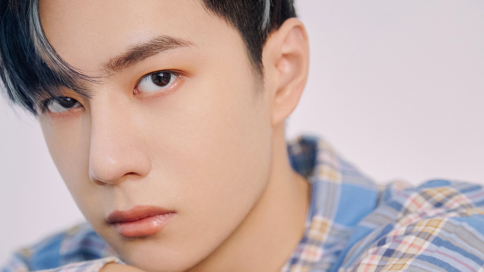 开云体育APP下载-亚洲之光觉醒！孙兴慜卢卡库式碾压，韩国完胜威尔士书写无解方程式